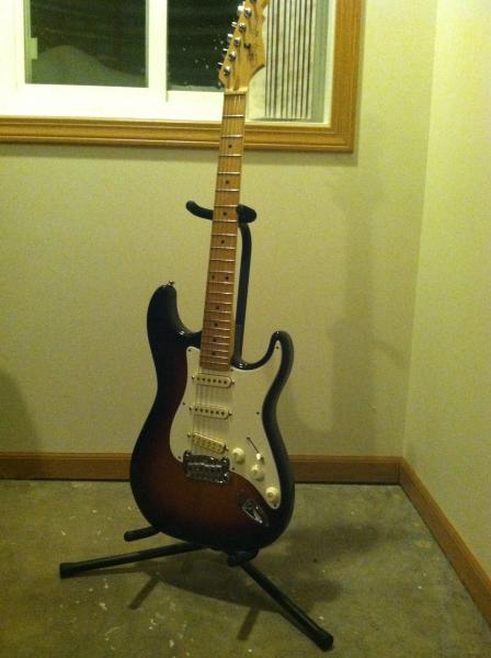 1998 G&amp;L Legacy modded with Seymour Duncan JB-Junior and a coil tap.(USA made)