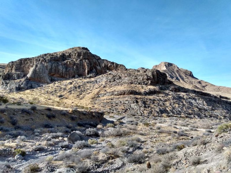 across the wash is the rock climbers' spot. The cactus at the bottom is the one above.